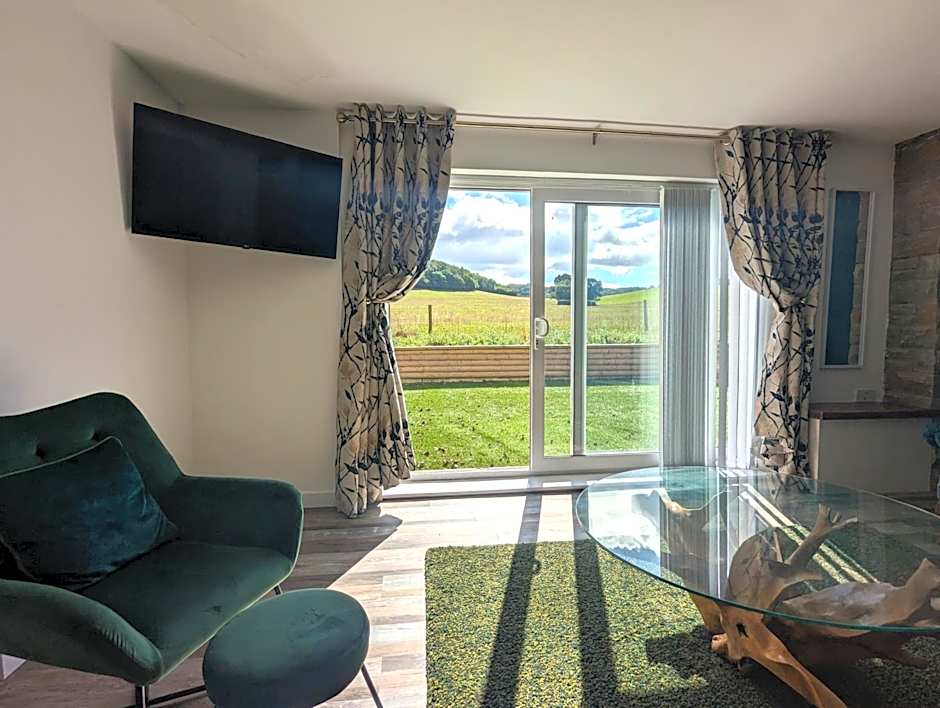 The Lodge by Cefn Tilla