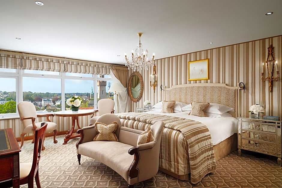 Duke Of Richmond Hotel