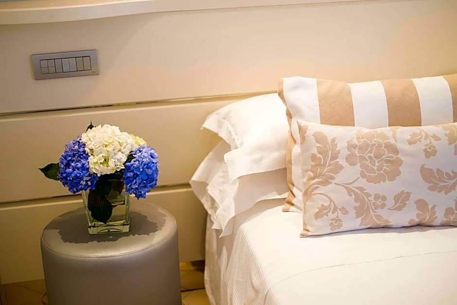 Hotel Mon Cheri