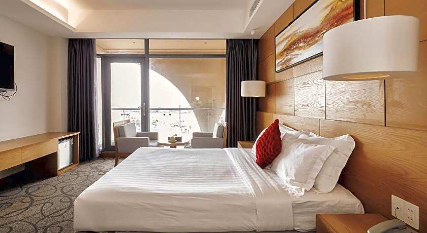 The Iris Signature Hotel and Spa