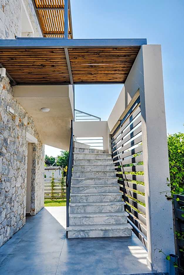 THALASSIA LUXURY APARTMENTS