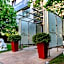 Lion'S Garden Hotel