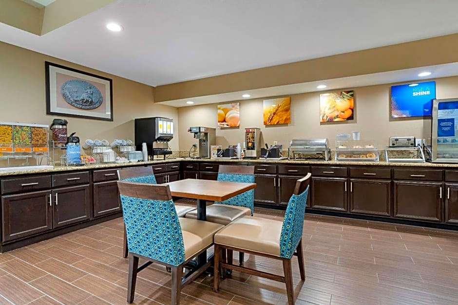 Comfort Suites Downtown Sacramento