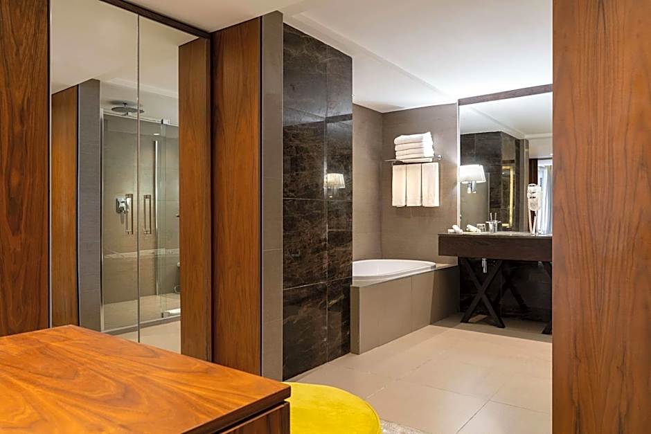 Radisson Blu Okoume Palace Hotel, Libreville