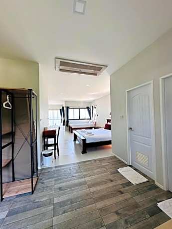 Deluxe Double Room with Balcony and Sea View