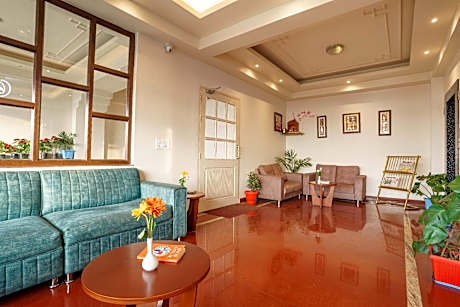 Q Saina's Mapham Darjeeling									