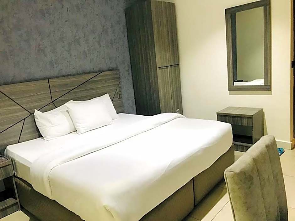 Eleventh House Hotel & Suites Ibadan