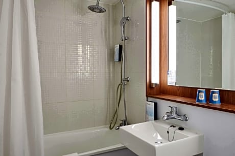 Standard Room - 2 Single Beds