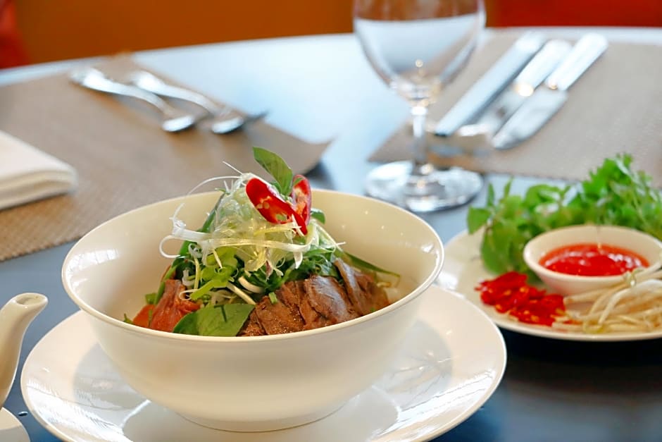 Melia Yangon