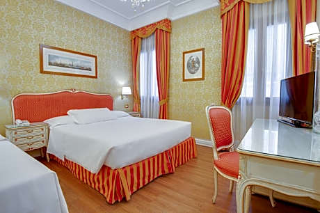 Superior double room with extra bed