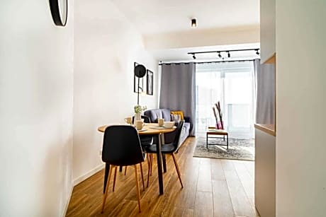 Struga Tower Deep Purple Radom