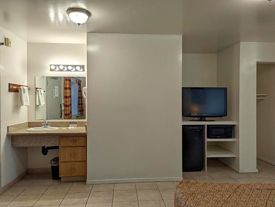 Americas Best Value Inn Oxnard-Port Hueneme