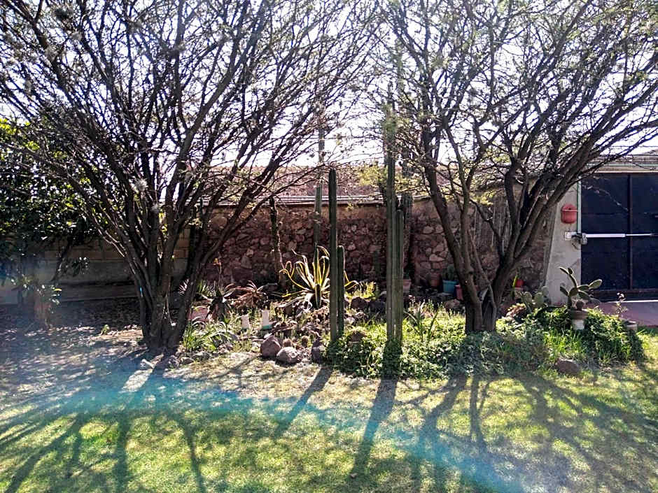 Finca Mc'Clau Teotihuacan, Casa residencial entera