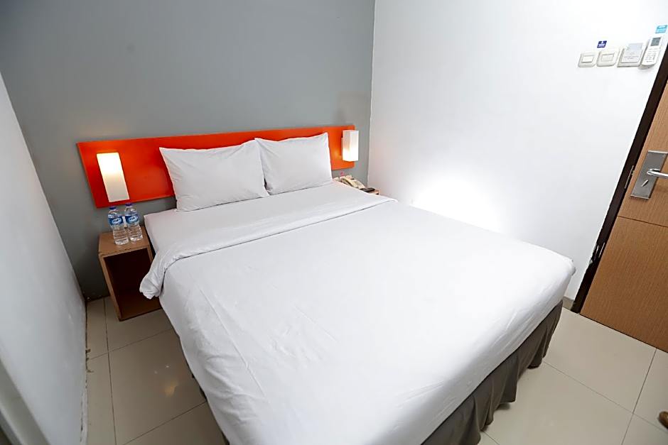 EXPANDER HOTEL Semarang (Formerly CityOne)