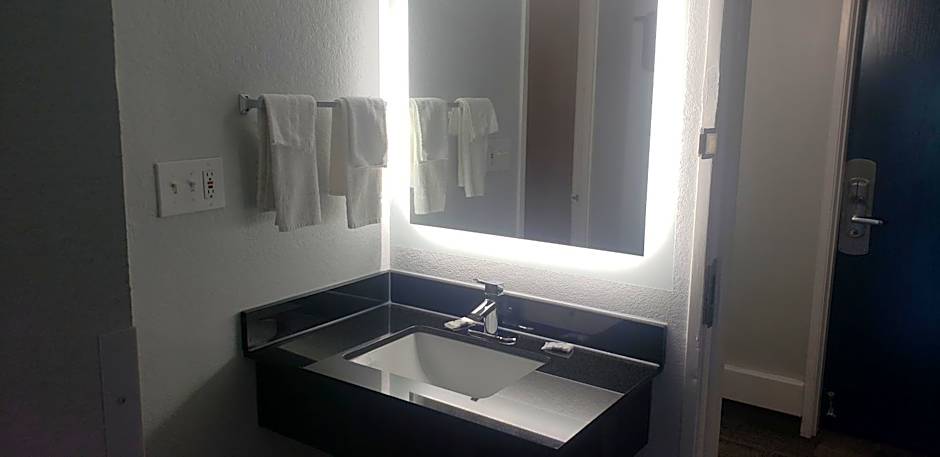 Motel 6 Mobile, AL - Airport Blvd