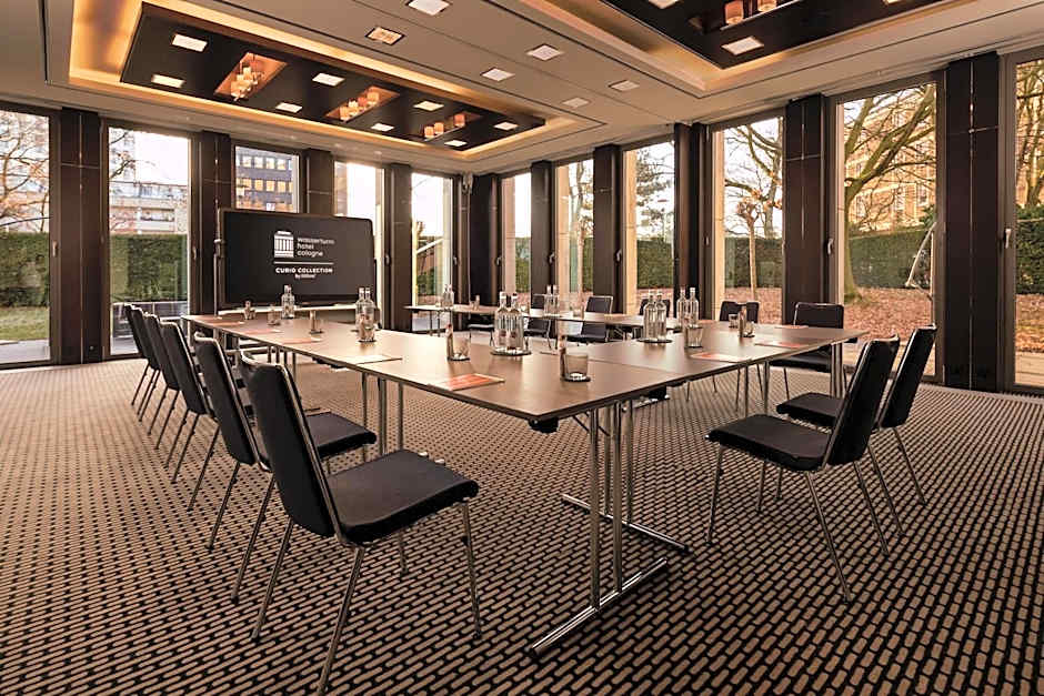 Wasserturm Hotel Cologne, Curio Collection by Hilton