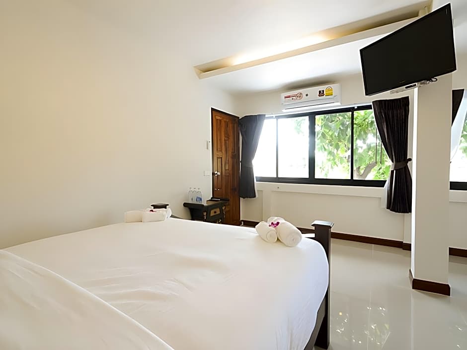 Ban U Thong Accommodations