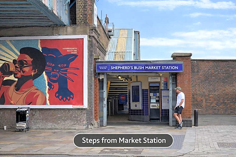 OYO Abbey Hotel, London Shepherd's Bush Market