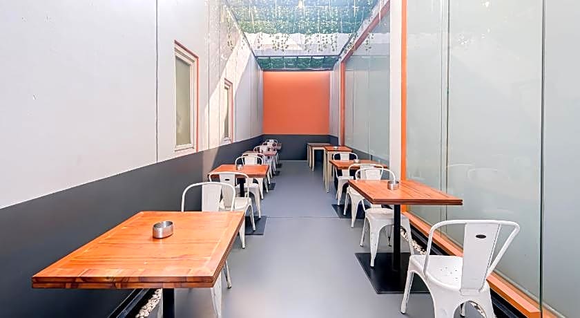 Starlet Hotel Serpong