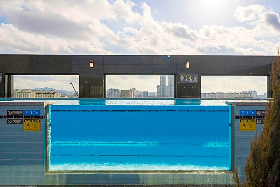 Gwangju H1 Hotel