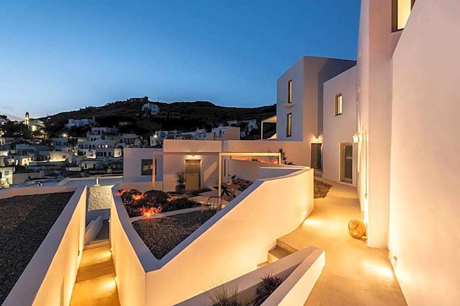 Blu Dot Tinos