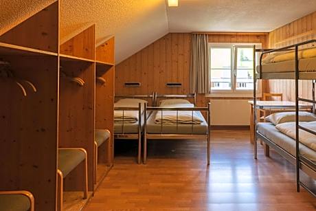 6-Bed Mixed Dormitory Room