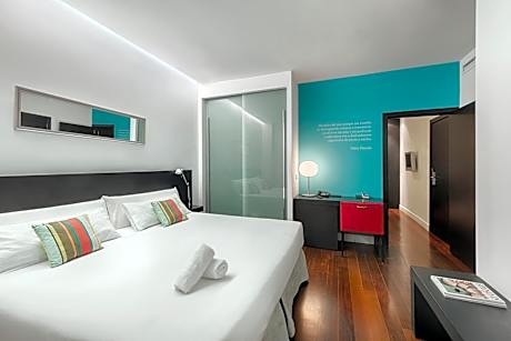 JUNIOR SUITE (2 ADULTS)