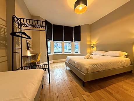 Triple Room with Shared Bathroom