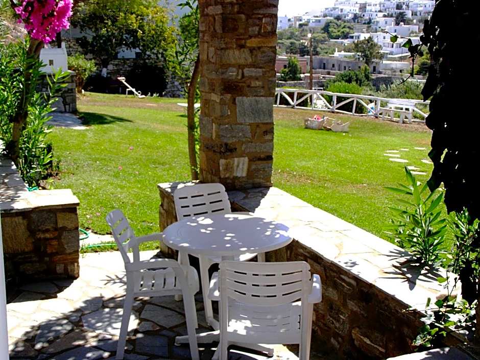 Elena Studios & Apartments