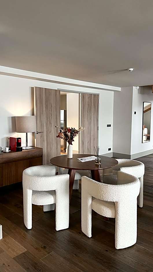 Les Suites de la Potinière