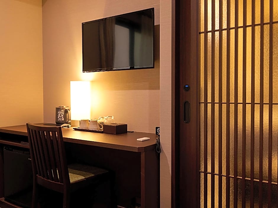 Waka Heian Shirakawa Hotel