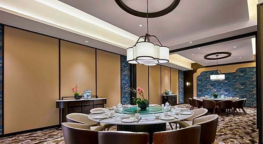 AC Hotel by Marriott poh