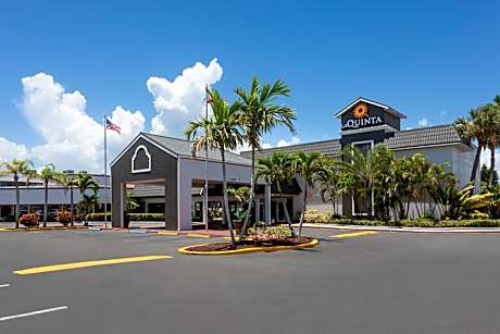 La Quinta Inn by Wyndham Cocoa Beach-Port Canaveral
