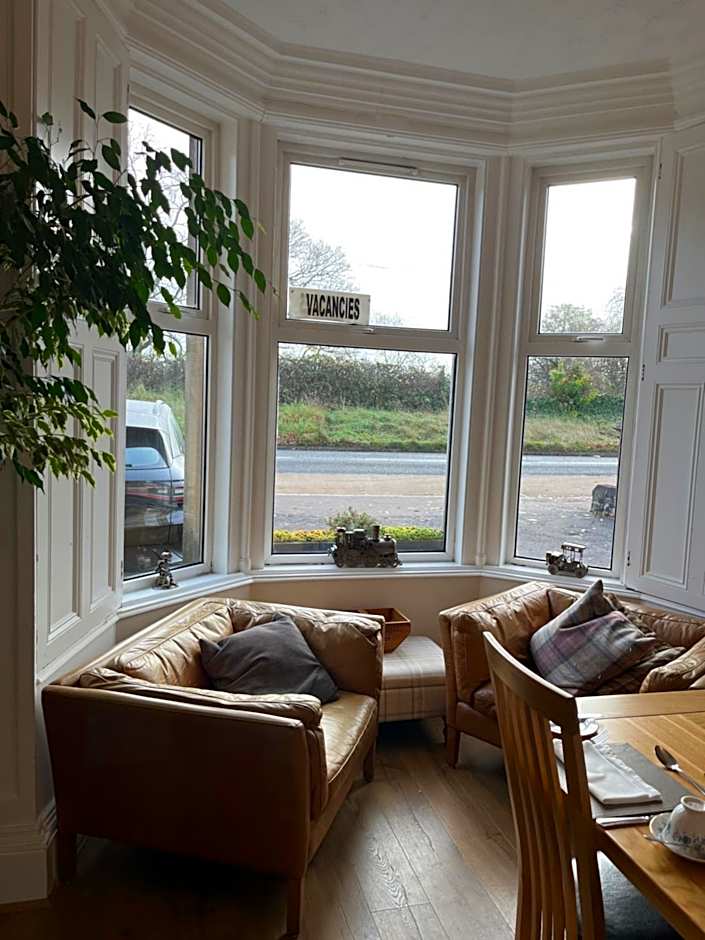Ravenswood Guest House