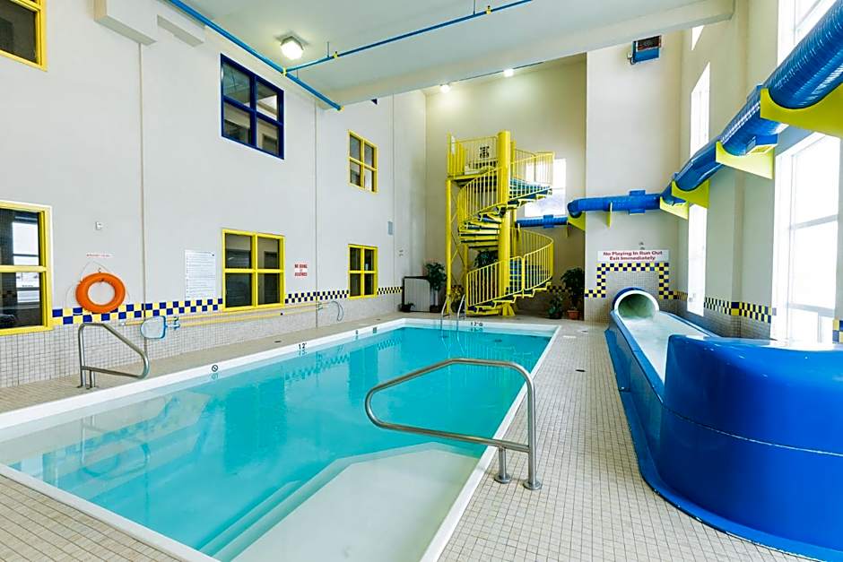 Redwood Inn & Suites