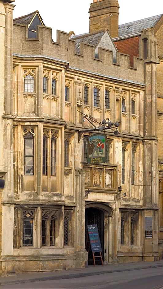 George & Pilgrims Hotel