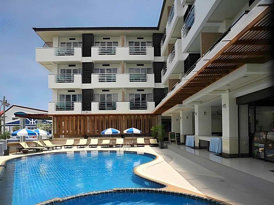 First Residence Hotel