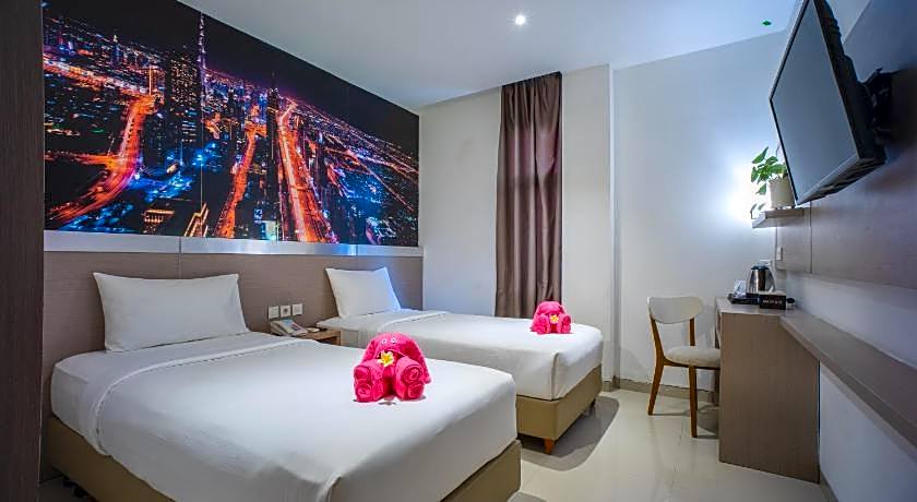 Triizz Hotel Semarang