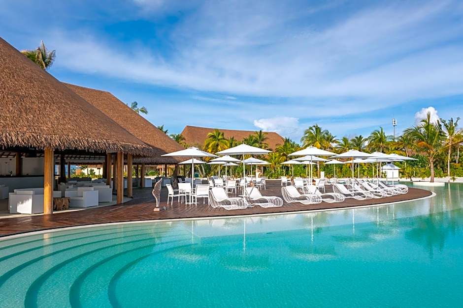 Cinnamon Velifushi Maldives