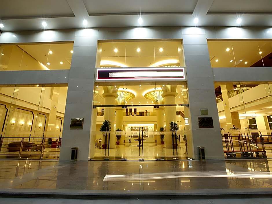 Majestic - Mong Cai Hotel