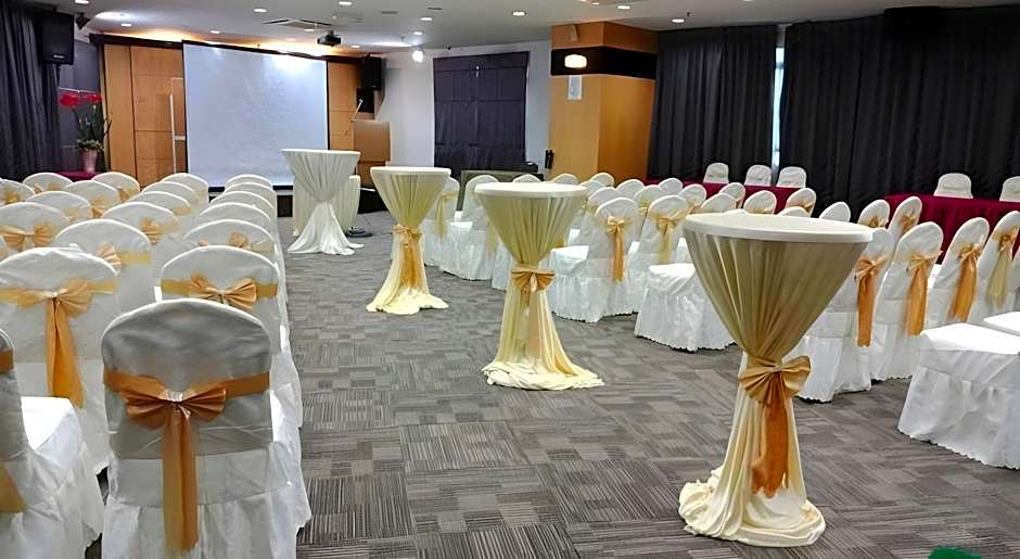 Muarar 99 Hotel