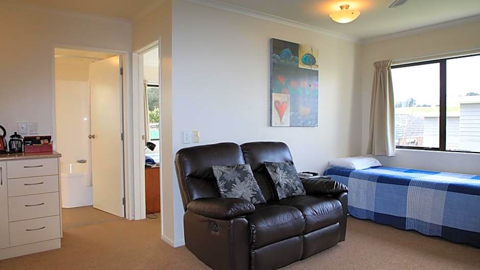 Bk's Counties Motor Lodge