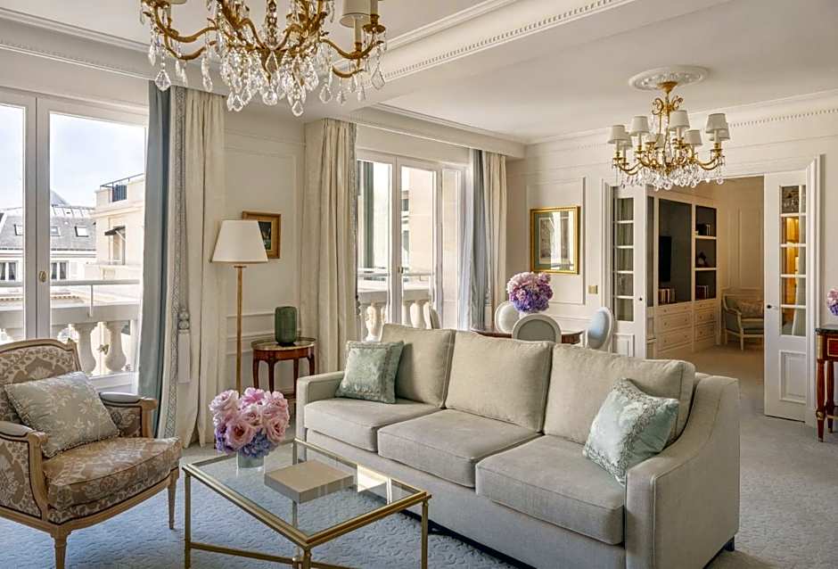 Four Seasons Hotel George V Paris
