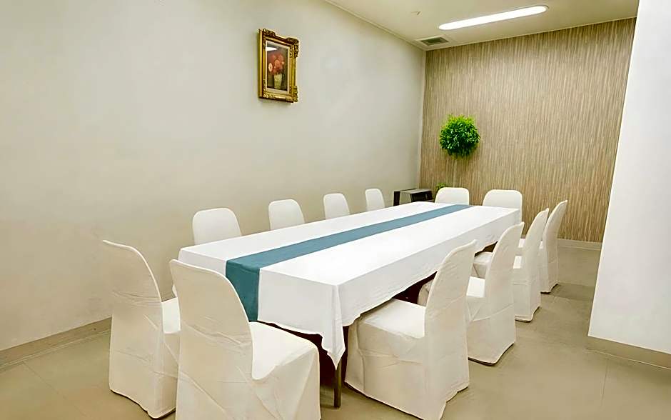 Yokote Central Hotel