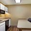 Extended Stay America Select Suites - Providence - Airport