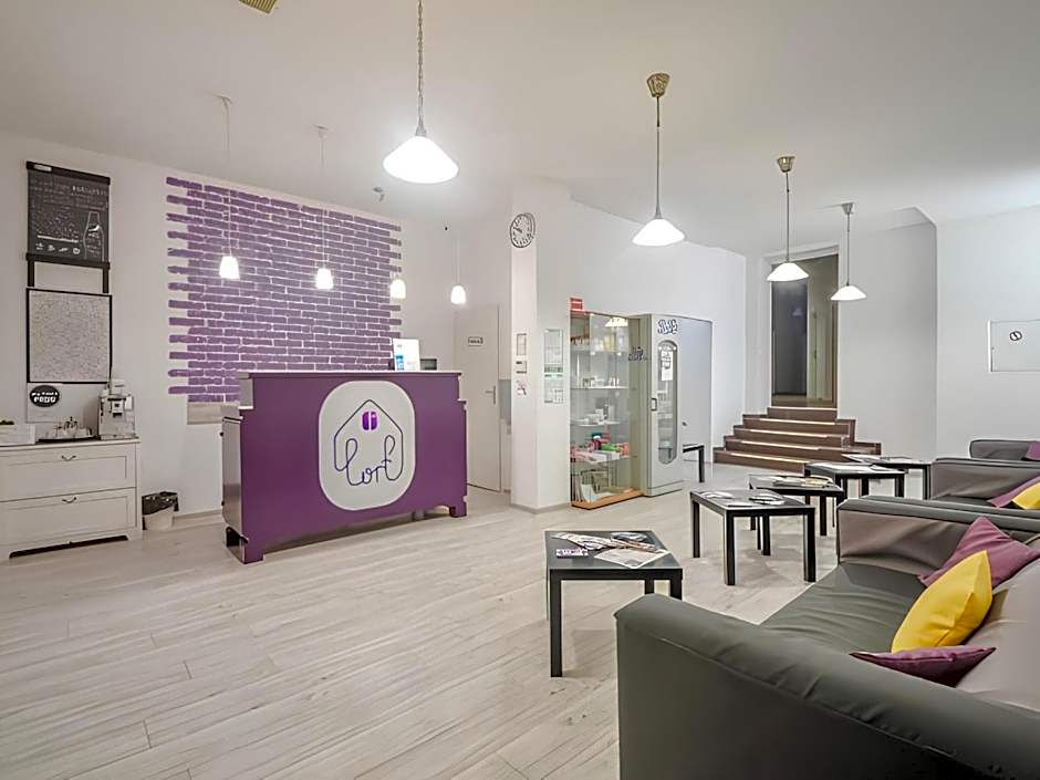 Lorf Hostel&Coffee