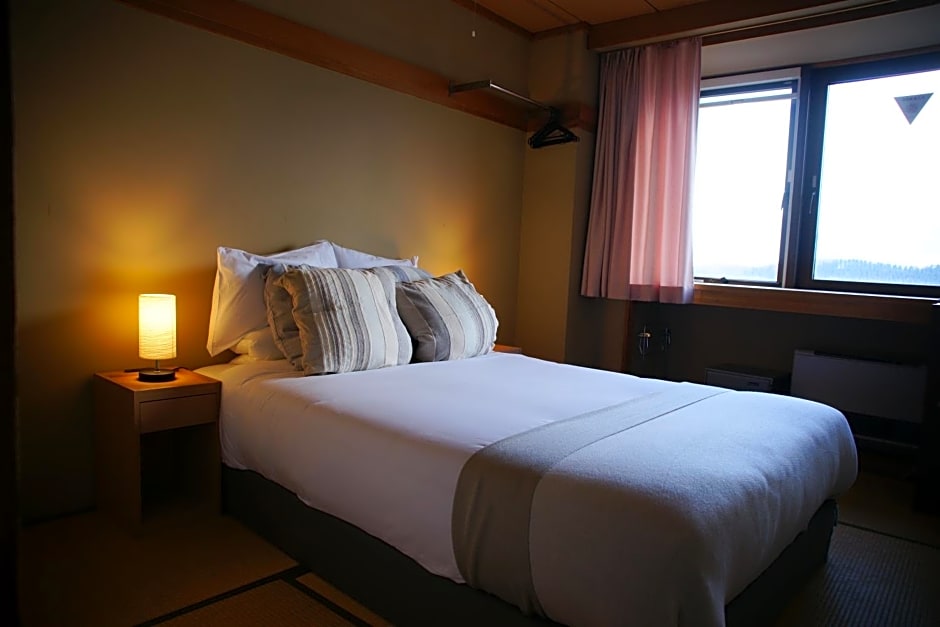 Red Fox Lodge Myoko