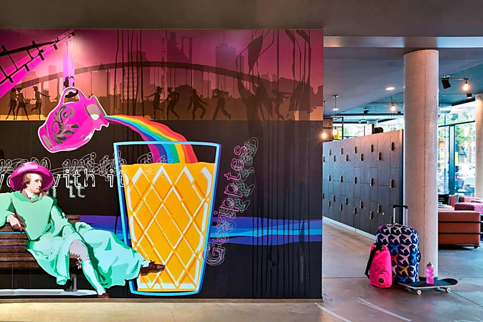 Moxy by Marriott Frankfurt East