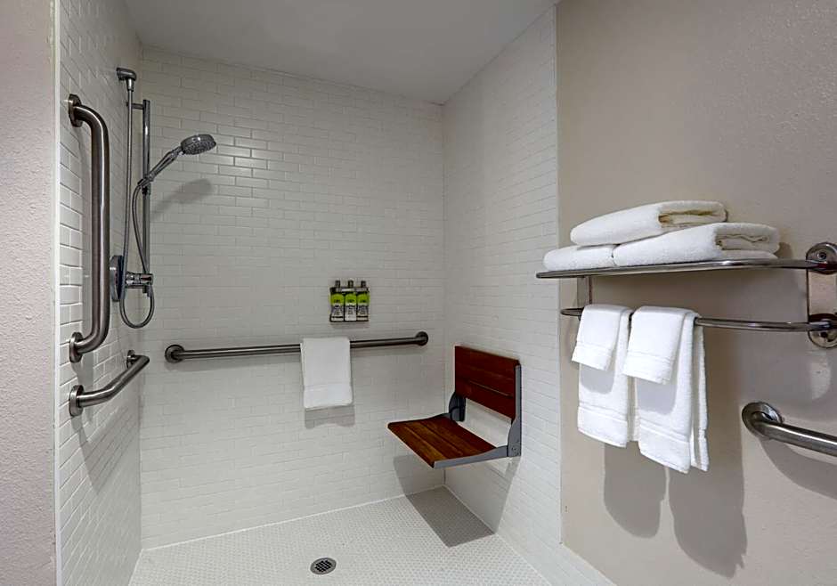 Holiday Inn Express & Suites Austin - Round Rock By IHG