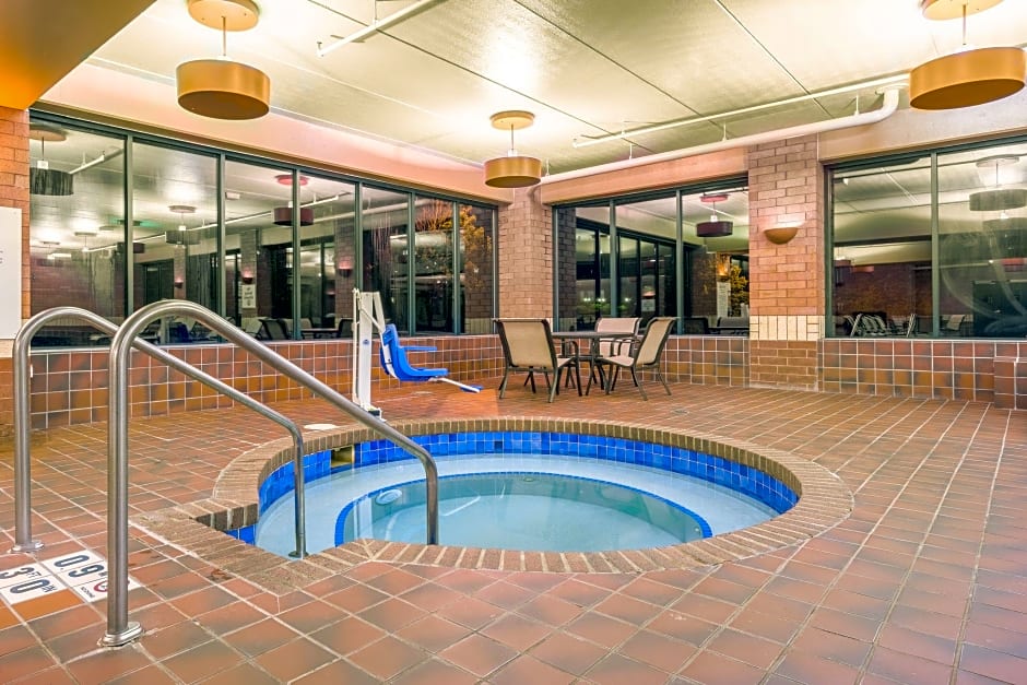 Holiday Inn Manitowoc By IHG